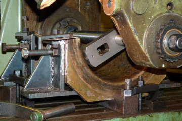 The flycutter mounted on the milling machine arbor prior to machining.